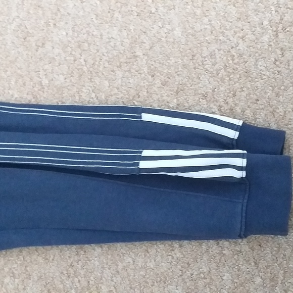 Addidas Original's tapered cuffed Jogger Size M - Picture 5 of 8